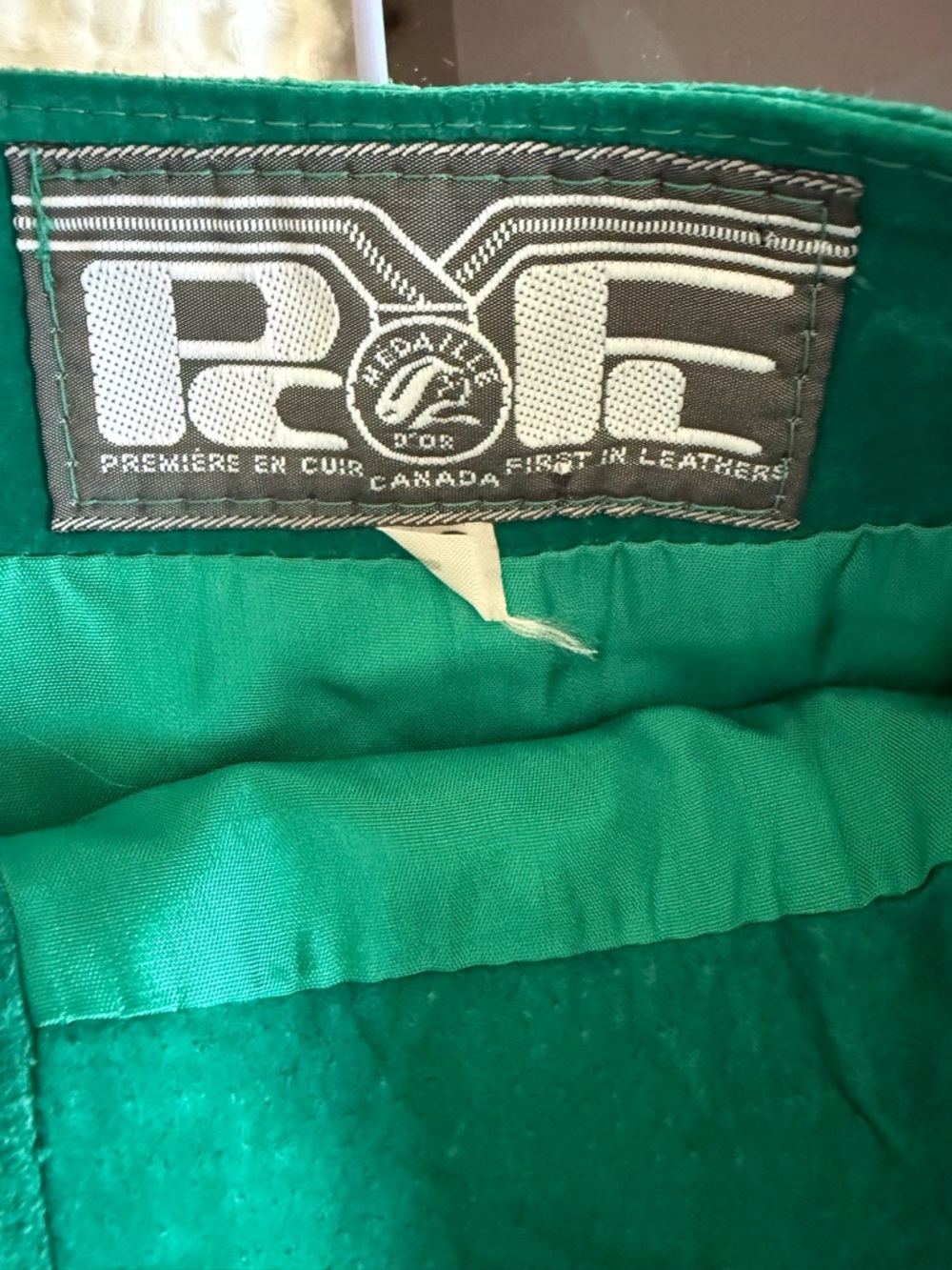 Vintage P.E. Canada Emerald Suede Leather Midi Skirt Made in Canada - Picture 4 of 6